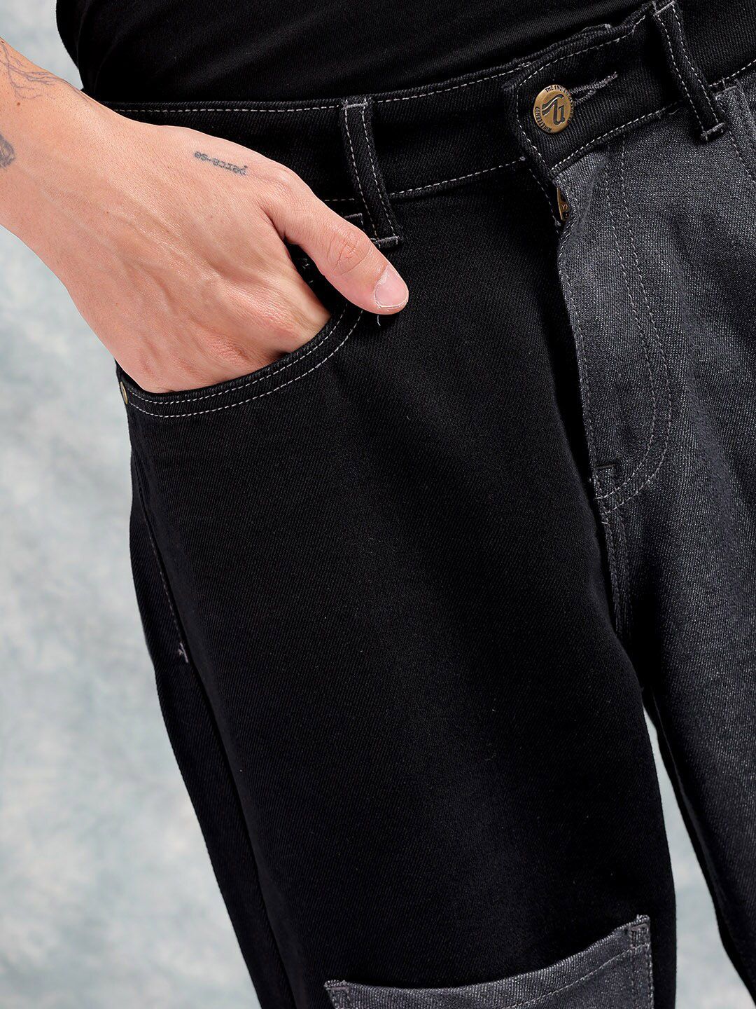Thumb 4